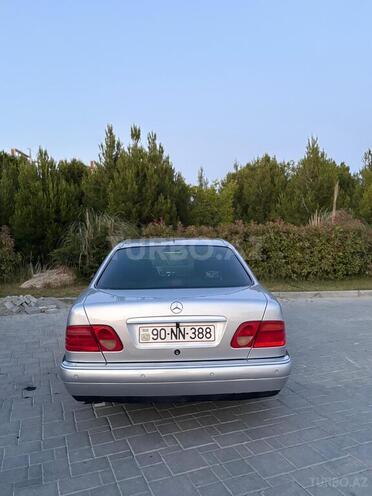 Mercedes E 240 1998, 364,000 km - 2.4 l - Bakı