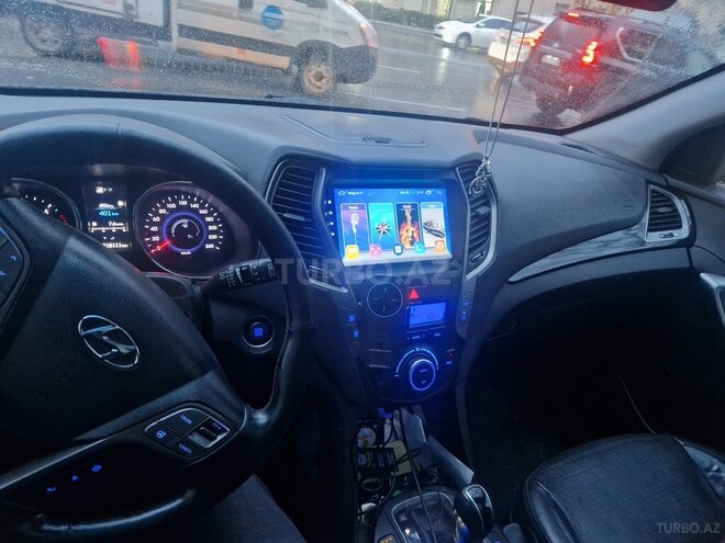 Hyundai Santa Fe-11