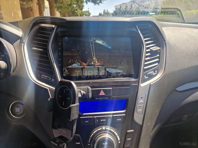 Hyundai Santa Fe-16