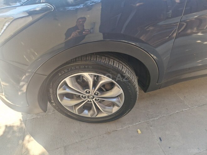 Hyundai Santa Fe-17