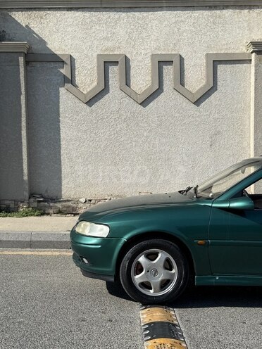 Opel Vectra 1999, 182,500 km - 1.8 l - Bakı