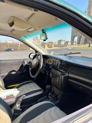 Opel Vectra 1999, 182,500 km - 1.8 l - Bakı