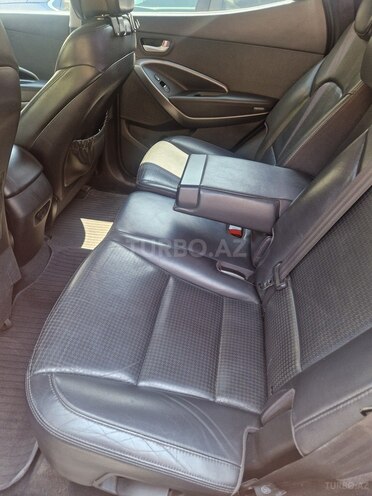 Hyundai Santa Fe-20