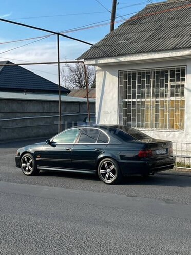 BMW 520 1996, 200,000 km - 2.0 l - Qax