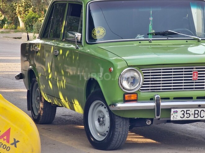 LADA (VAZ) 21011 1974, 86,289 km - 1.3 л - Salyan