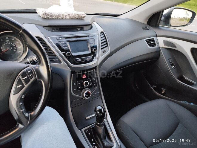 Hyundai Elantra 2014, 215,000 km - 1.8 l - Bakı