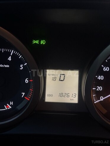 Toyota Land Cruiser Prado 2012, 182,000 km - 2.7 l - Bakı
