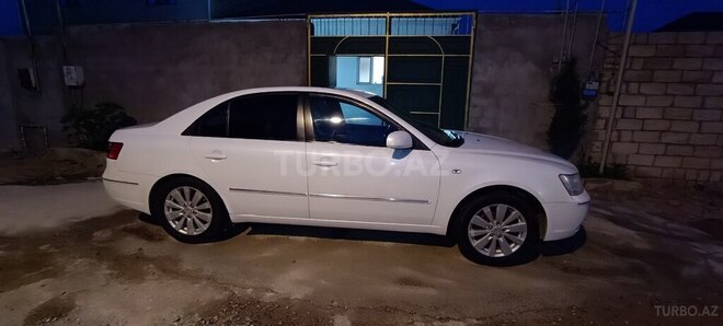 Hyundai Sonata-2