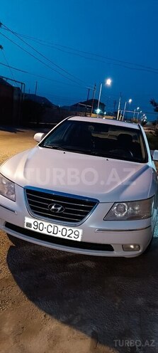 Hyundai Sonata-1