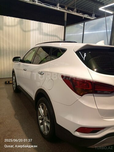 Hyundai Santa Fe-5