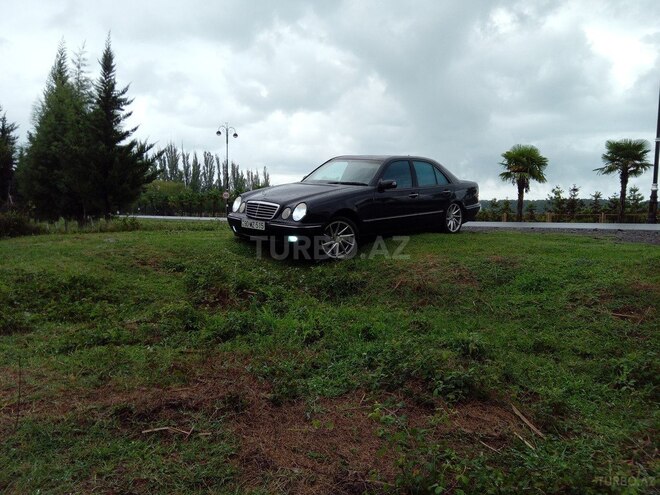Mercedes E 240 1999, 406,000 km - 2.6 l - Lənkəran