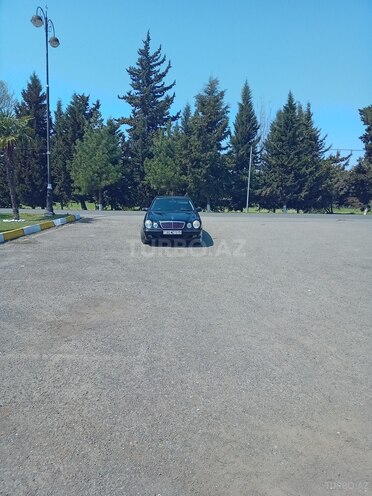 Mercedes E 240 1999, 406,000 km - 2.6 l - Lənkəran
