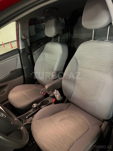 Hyundai Accent 2017, 163,348 km - 1.6 л - Bakı