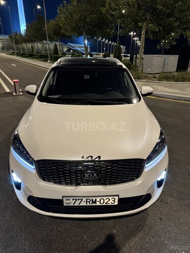 Kia Sorento-1