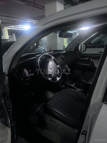Toyota Land Cruiser 2009, 282 km - 5.7 l - Bakı