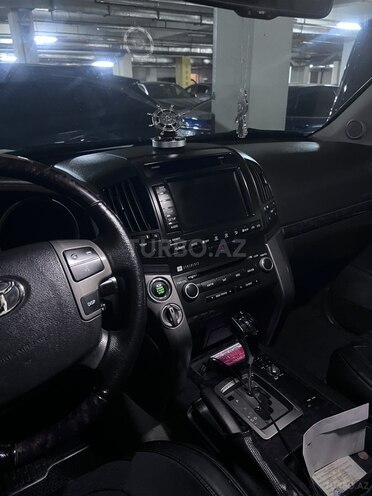 Toyota Land Cruiser 2009, 282 km - 5.7 l - Bakı