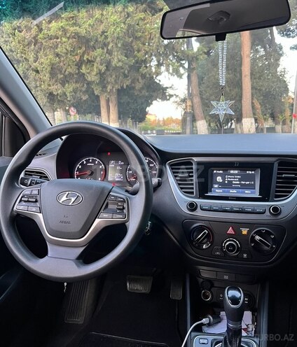Hyundai Accent 2018, 97,000 km - 1.6 l - Bakı