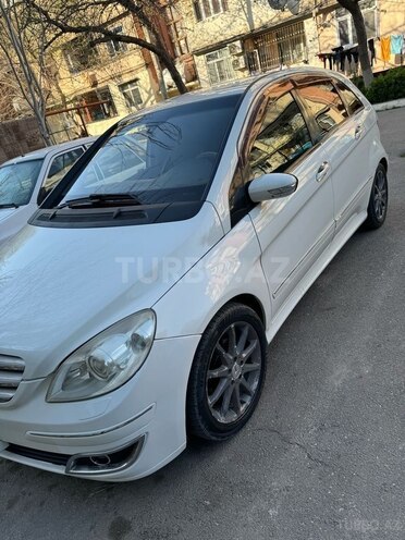 Mercedes B 170 2007, 180,000 km - 1.7 l - Bakı