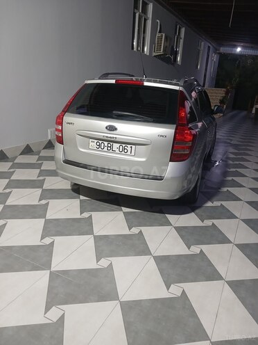 Kia Ceed 2008, 301,697 km - 1.6 л - Yevlax