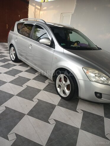 Kia Ceed 2008, 301,697 km - 1.6 л - Yevlax