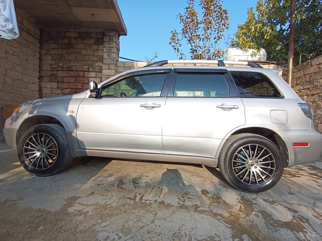 Mitsubishi Outlander 2002, 223,230 km - 2.4 l - Bakı