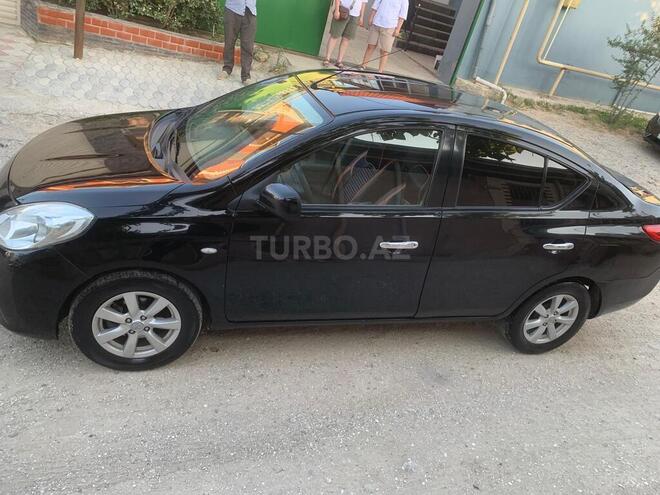 Nissan Sunny-9