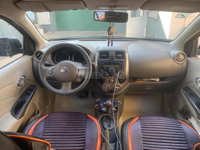 Nissan Sunny-4