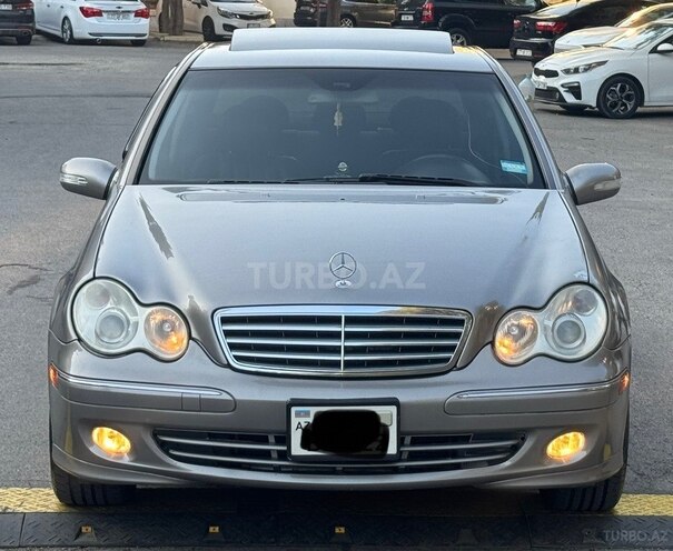 Mercedes C 240 2005, 260,000 km - 2.6 l - Bakı