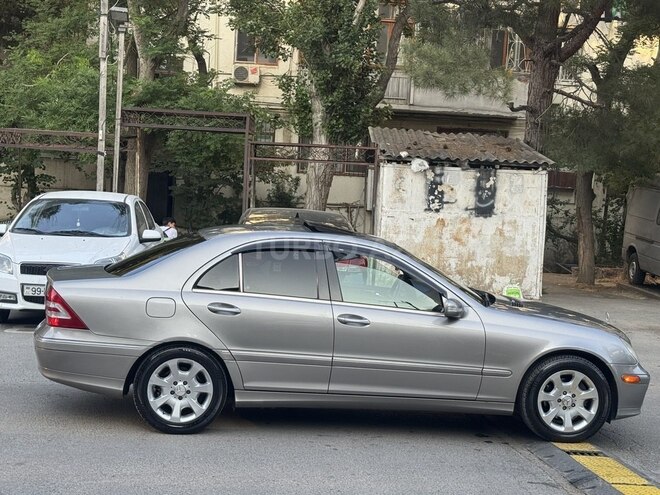 Mercedes C 240 2005, 260,000 km - 2.6 l - Bakı
