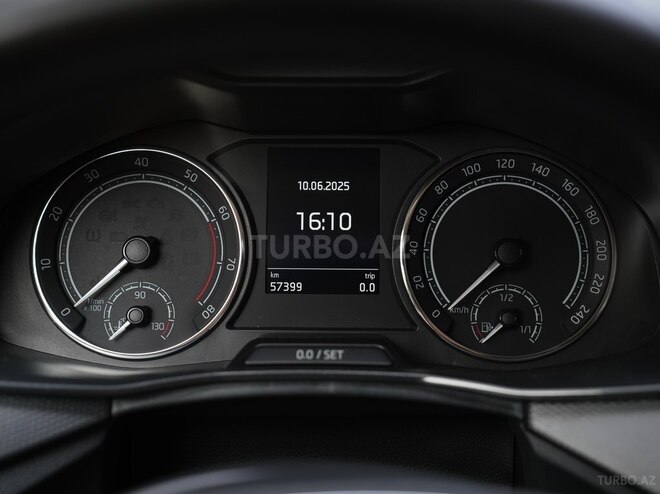 Skoda Kamiq 2021, 58,000 km - 1.6 l - Bakı