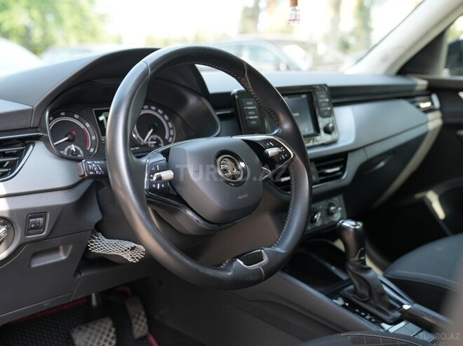 Skoda Kamiq 2021, 58,000 km - 1.6 l - Bakı