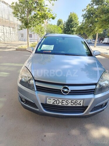 Opel Astra 2005, 250,000 km - 1.4 l - Gəncə
