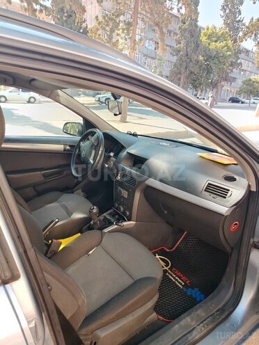 Opel Astra 2005, 250,000 km - 1.4 l - Gəncə