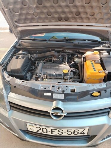Opel Astra 2005, 250,000 km - 1.4 l - Gəncə