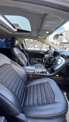 Ford Fusion (North America) 2017, 121,450 km - 2.0 л - Bakı