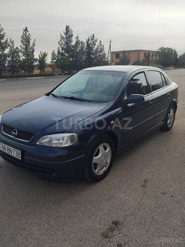Opel Astra 2000, 257,000 km - 1.6 l - Yevlax