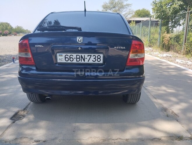 Opel Astra 2000, 257,000 km - 1.6 l - Yevlax