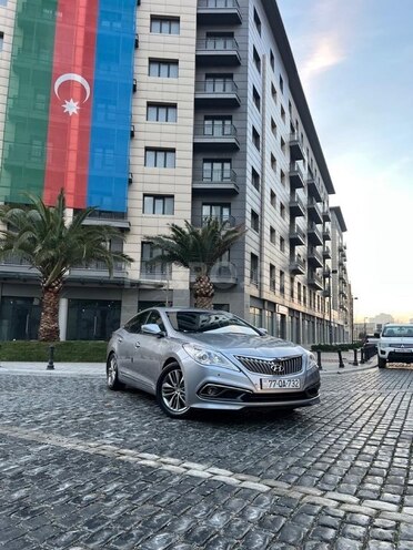 Hyundai Grandeur 2015, 230,000 km - 2.2 л - Bakı