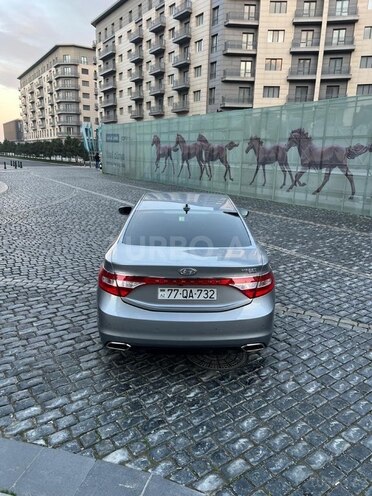Hyundai Grandeur 2015, 230,000 km - 2.2 л - Bakı