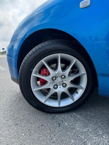 Toyota Corolla 2006, 261,520 km - 1.4 l - Bakı