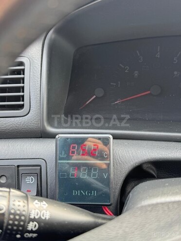 Toyota Corolla 2006, 261,520 km - 1.4 l - Bakı