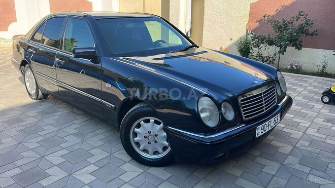 Mercedes E 230 1997, 257,000 km - 2.3 l - Bakı