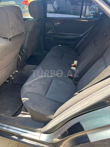 Mercedes E 230 1997, 257,000 km - 2.3 l - Bakı