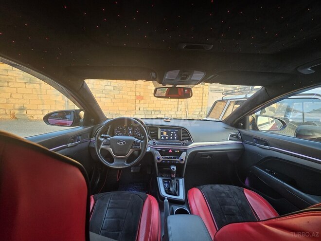 Hyundai Elantra 2016, 26,757 km - 2.0 l - Bakı