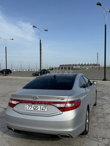 Hyundai Grandeur-6