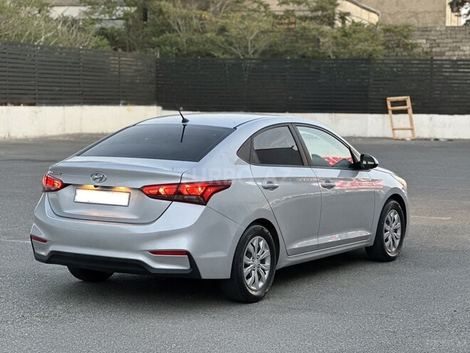 Hyundai Accent 2020, 80,000 km - 1.6 l - Bakı