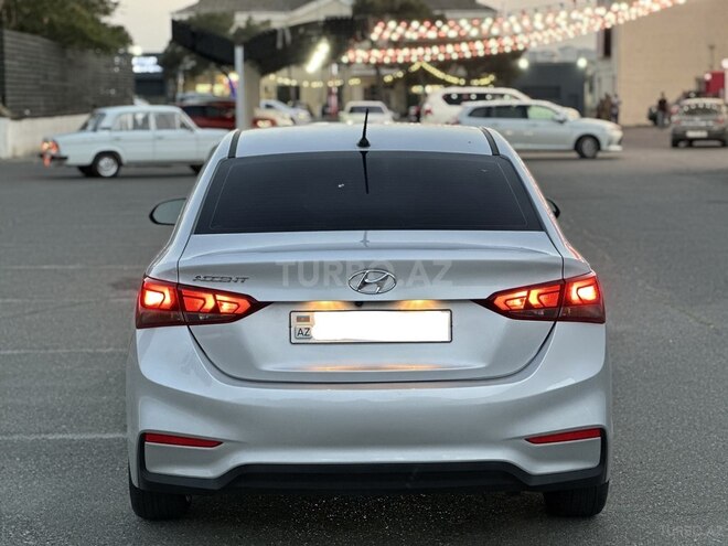Hyundai Accent 2020, 80,000 km - 1.6 l - Bakı