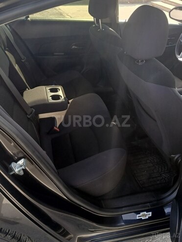 Chevrolet Cruze 2013, 266,000 km - 1.4 l - Salyan