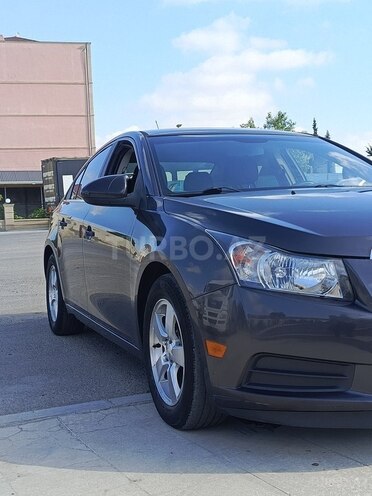 Chevrolet Cruze 2013, 266,000 km - 1.4 l - Salyan