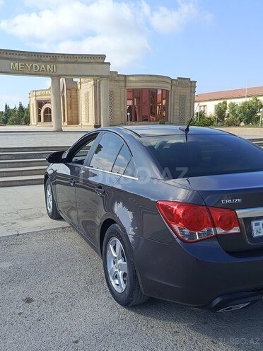 Chevrolet Cruze 2013, 266,000 km - 1.4 l - Salyan